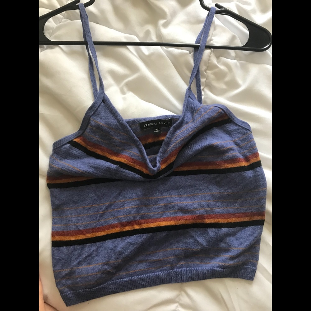 Top - Picture 2 of 2